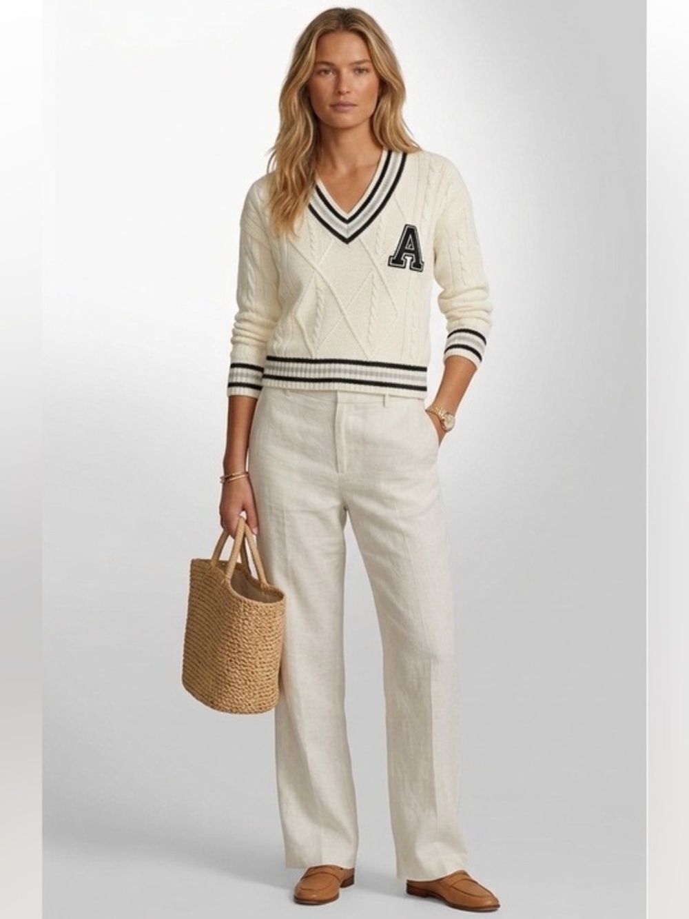 New Preppy Knit Creme & Blue Sweater V-Neck Long Sleeves Size Small